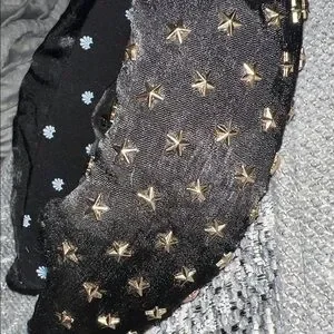 Lele Sadoughi Black and Gold Star Headband Lele Sadoughi | Accessories | Lele Sadoughi Black And Gold  main image 3